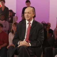 Lapsus : Laurent Fabius confond Jean-Michel Aphatie avec Nicolas Sarkozy !