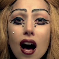 Clip : Lady Gaga dévoile "Judas" avec un peu d'avance