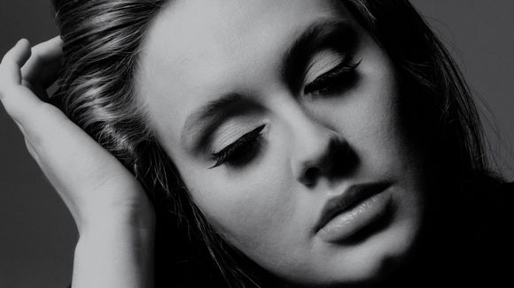 Charts US : Adele encore et toujours numéro un !