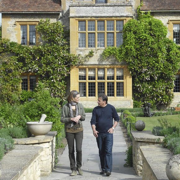 Julie Andrieu à Londres dans "Fourchettes et sac à dos" sur France 5