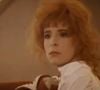 Mylène Farmer - "Pourvu qu'elles soient douces"