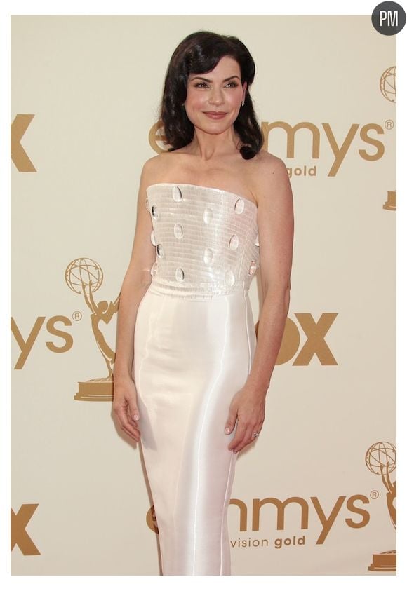 Julianna Margulies sur le tapis rouge des Emmy Awards 2011