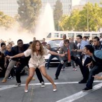 Clip : Jennifer Lopez provoque des émeutes dans "Papi"