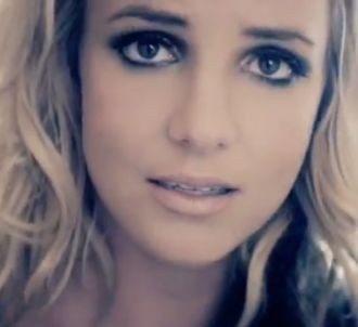 Britney Spears dans le clip de 'Criminal'