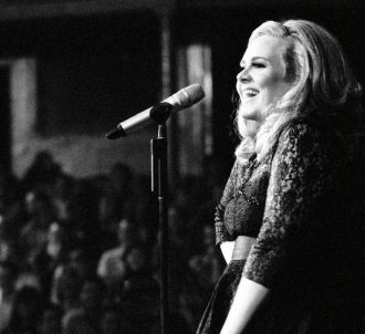 Adele sur la pochette de 'Live at the Royal Albert Hall'