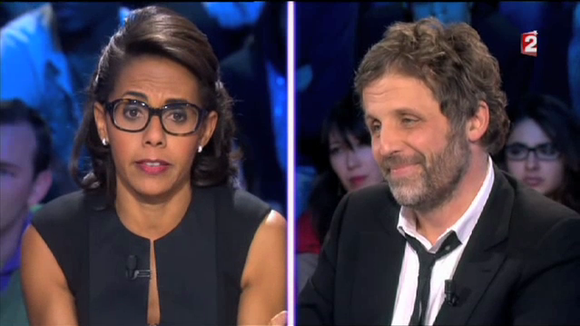 Audrey Pulvar face à Stéphane Guillon dans "On n'est pas couché" sur France 2.