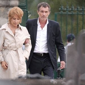 Nathalie Baye et Bruno Wolkowitch dans "Les Hommes de l'ombre"