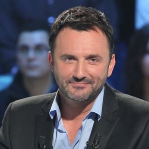 Frédéric Lopez présente "Leurs secrets du bonheur"