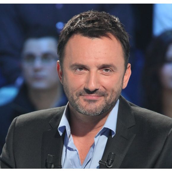 Frédéric Lopez présente "Leurs secrets du bonheur"