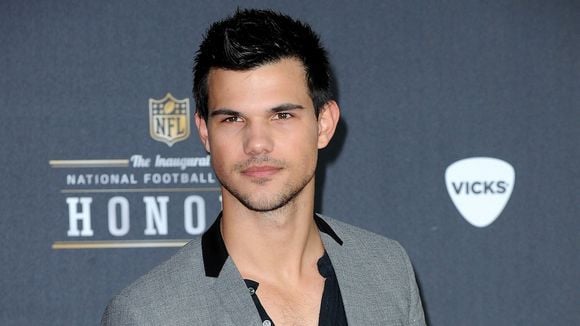 Taylor Lautner et Rob Letterman débarqués du projet "Stretch Armstrong"