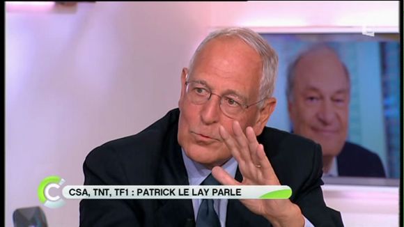 Patrick Le Lay, invité de Patrick Cohen sur TF1 le 26 juin 2012.