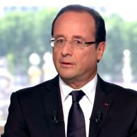 François Hollande à propos de Valérie Trierweiler : "Les affaires privées se règlent en privé"