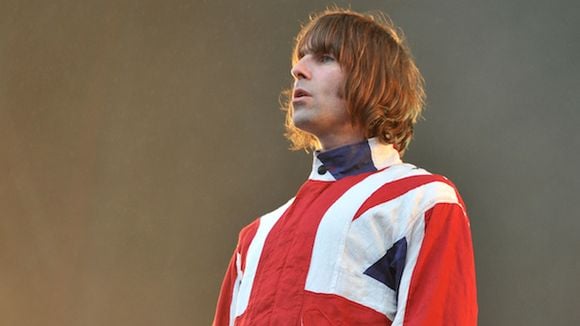 JO : Liam Gallagher seul sur scène pour la cérémonie de clôture avec "Wonderwall"