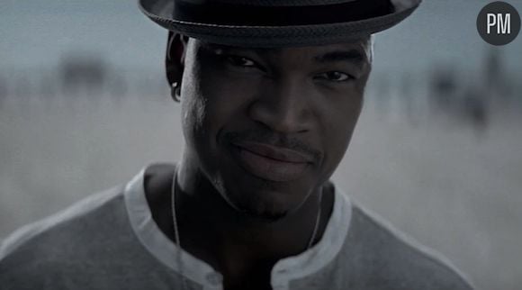 Ne-Yo dans le clip de "Let Me Love You"