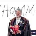 Pub : Pedro Almodovar pose pour les Galeries Lafayette