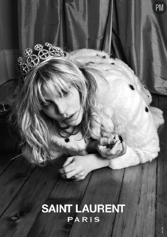 L'icône trash du rock, Courtney Love, pour Saint Laurent Paris.