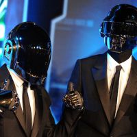 Le nouveau single de Daft Punk explose le record de ventes digitales