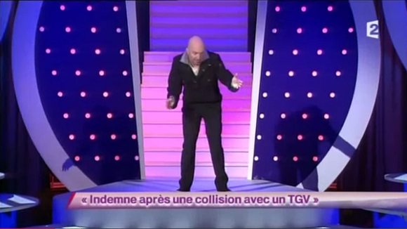 Déraillement de Compostelle : France 2 rediffuse un sketch sur une collision avec un train