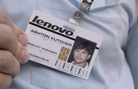 Pub : Ashton Kutcher en ingénieur produit pour la marque Lenovo