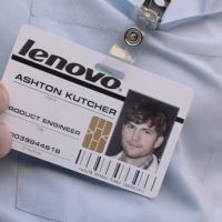 Pub : Ashton Kutcher en ingénieur produit pour la marque Lenovo