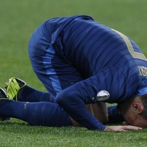 Après leur échec vendredi, les Bleus disputeront leur match décisif mardi face à l'Ukraine.