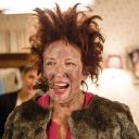 Roselyne Bachelot joue la comédie dans "Nos chers voisins"