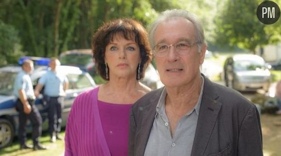 Anny Duperey et Bernard Le Coq dans la dixième saison de "Une Famille Formidable"