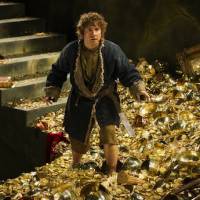 Box-office US : "Le Hobbit 2" plus faible que le premier, "American Bluff" démarre fort