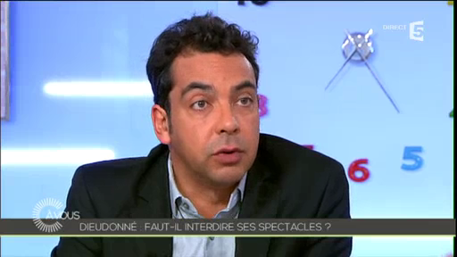 Patrick Cohen dans "C à vous" sur France 5.