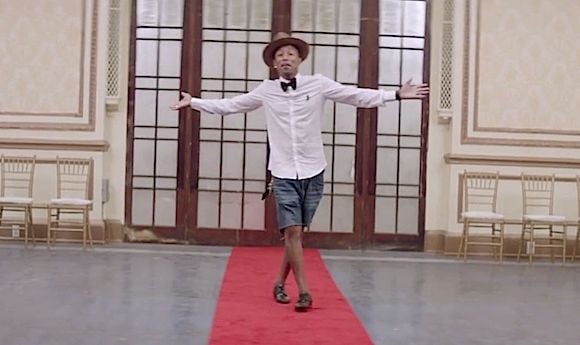 Pharrell Williams dans le clip de "Happy"