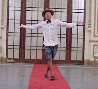 Pharrell Williams dans le clip de 'Happy'