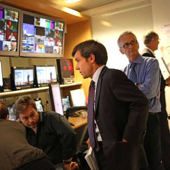 David Pujadas, dans la régie du 20 heures de France 2.