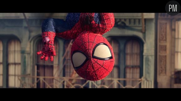 Evian s'amuse avec le "Baby Spider-Man"