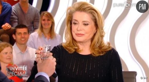 Catherine Deneuve sur le plateau du "Petit Journal".