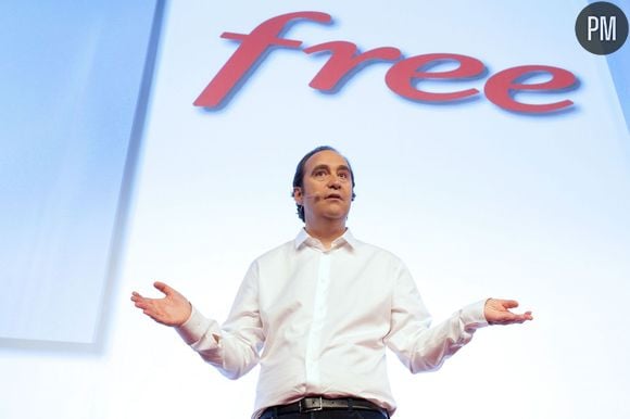 Le lancement de Free mobile, en janvier 2012 à Paris.