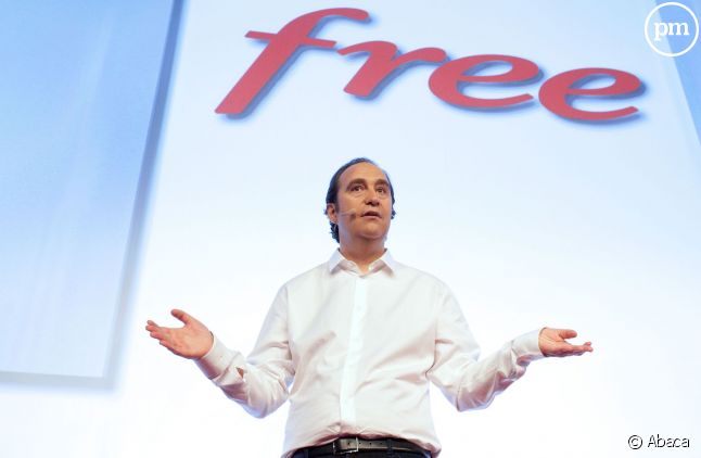 Le lancement de Free mobile, en janvier 2012 à Paris.