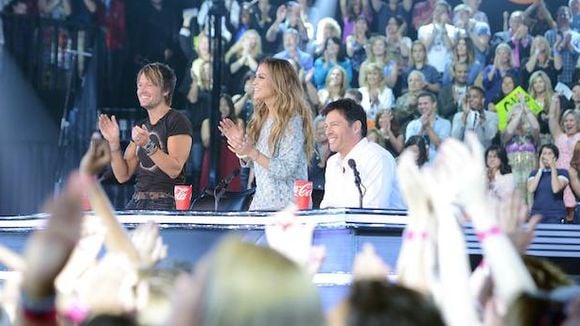 "American Idol" renouvelé par FOX, "Enlisted", "Dads", "Surviving Jack" et "Rake" annulées