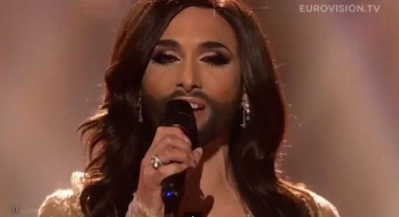 Mécontent de l'Eurovision, Vladimir Poutine veut relancer un concours "soviétique" de la chanson