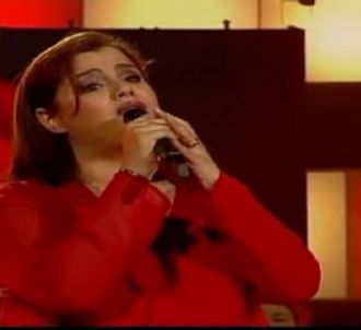 Sofia Mestari chante 'On aura le ciel' à l'Eurovision 2000