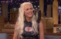 Kristen Wiig en Khaleesi dans le "Tonight Show"