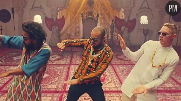 Major Lazer dans le clip de "Lean On"