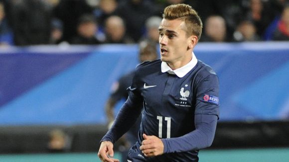Audiences : Le foot faible leader sur TF1, M6 en forme, "TPMP" booste D8