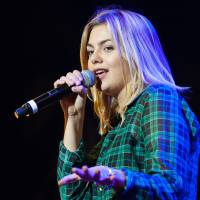 "After" : Louane héroïne de l'adaptation ciné des livres d'Anna Todd ?