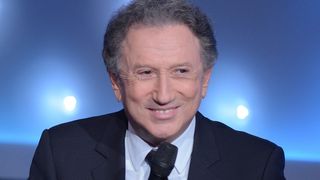 Les 15 animateurs qui devraient prendre leur retraite