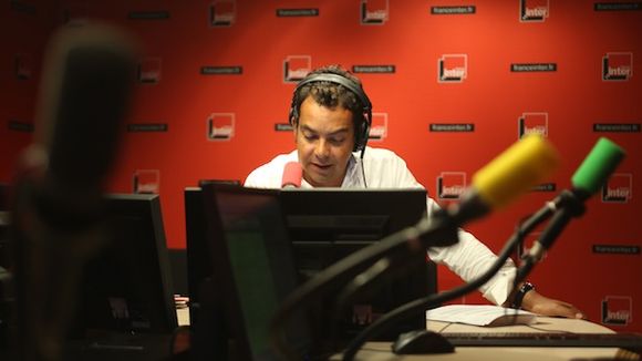 Audiences radio : Patrick Cohen creuse l'écart le matin