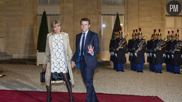 Brigitte et Emmanuel Macron "en marche"