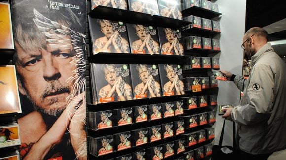 Renaud en tête des ventes d'albums en France