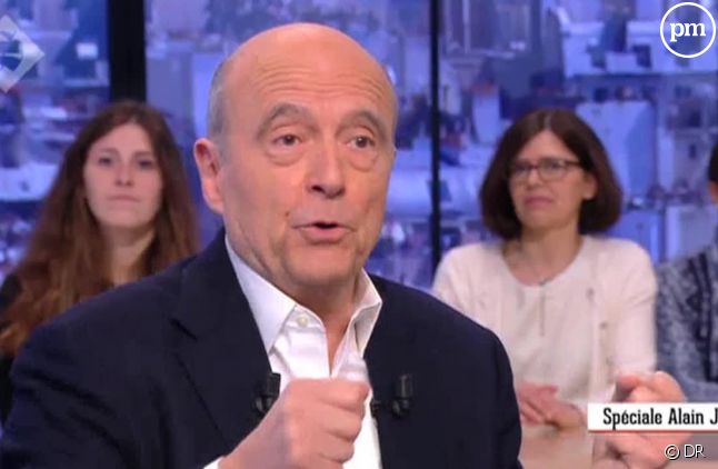 Alain Juppé critique "les méthodes ridicules" du "Petit Journal"