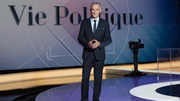 Audiences dimanche : Marine Le Pen booste "Vie Politique", "Même le dimanche" faible mais en hausse