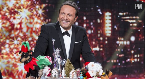 Arthur sur le plateau "C'est Noël tout est permis !"